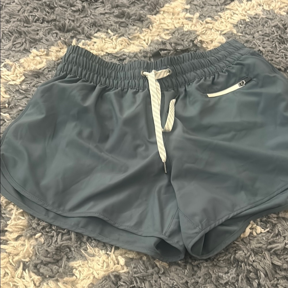 Vuori Short